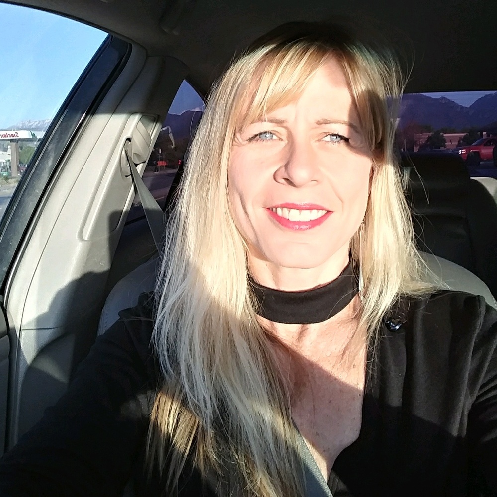 Meet your Posher, Sherrie